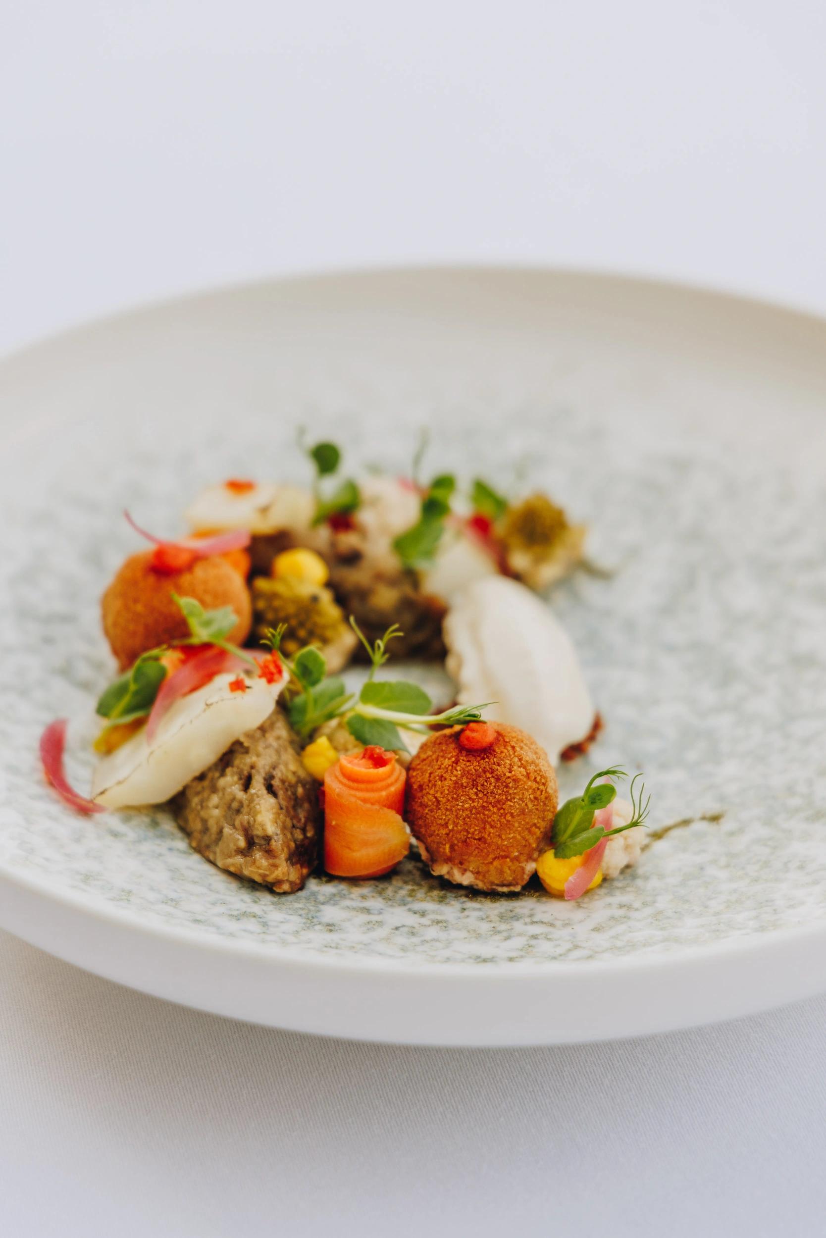 Produits locaux au restaurant gastronomique La Tavola de l'hôtel 4 étoiles à Calvi